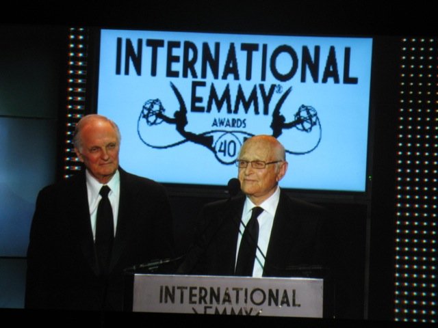 Left to right: Alan Alda of MASH and Norman lear at the Emmys